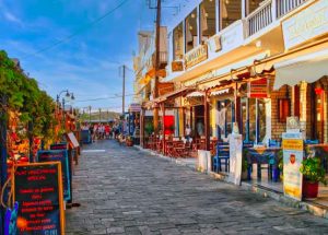 street-in-Naxos-town