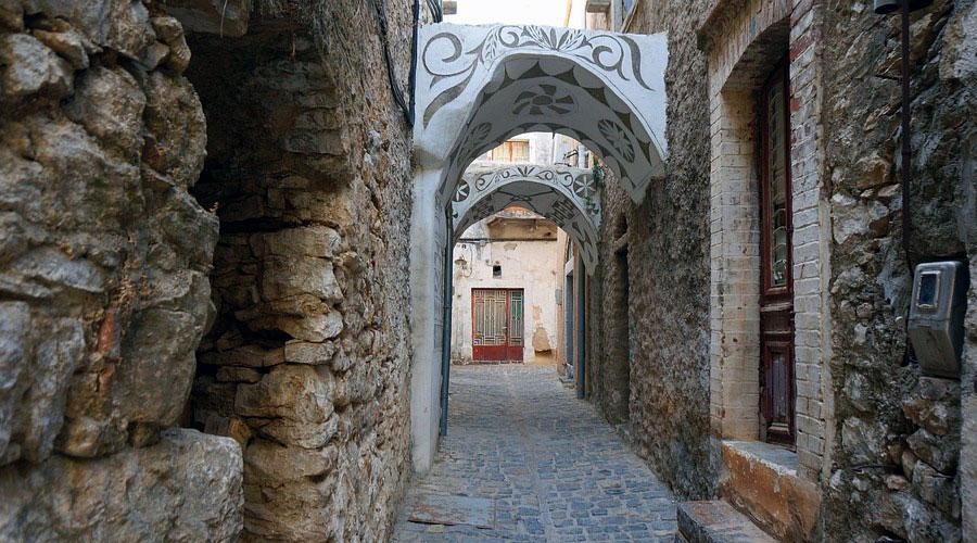 chios-medieval-village