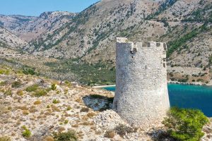 chios-vigles-watchtowers
