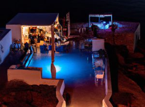 serifos-nightlife